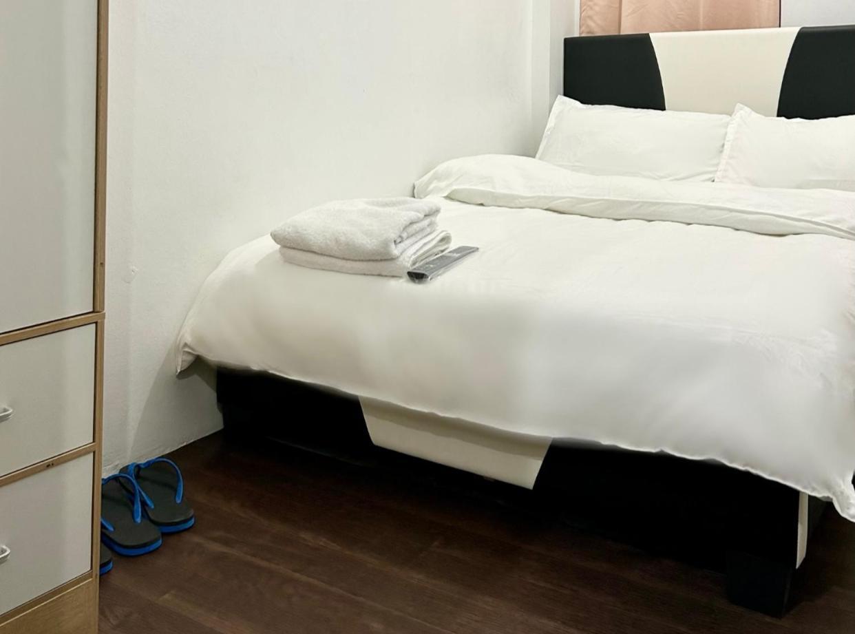 Private Room With Ac And Fan At Ekg Manila House Rental Eksteriør billede