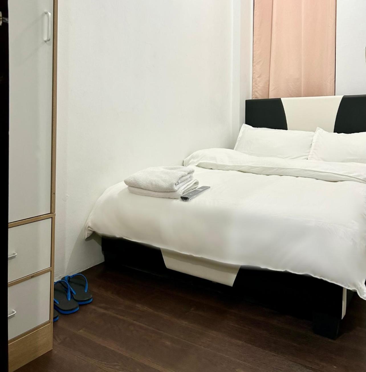 Private Room With Ac And Fan At Ekg Manila House Rental Eksteriør billede
